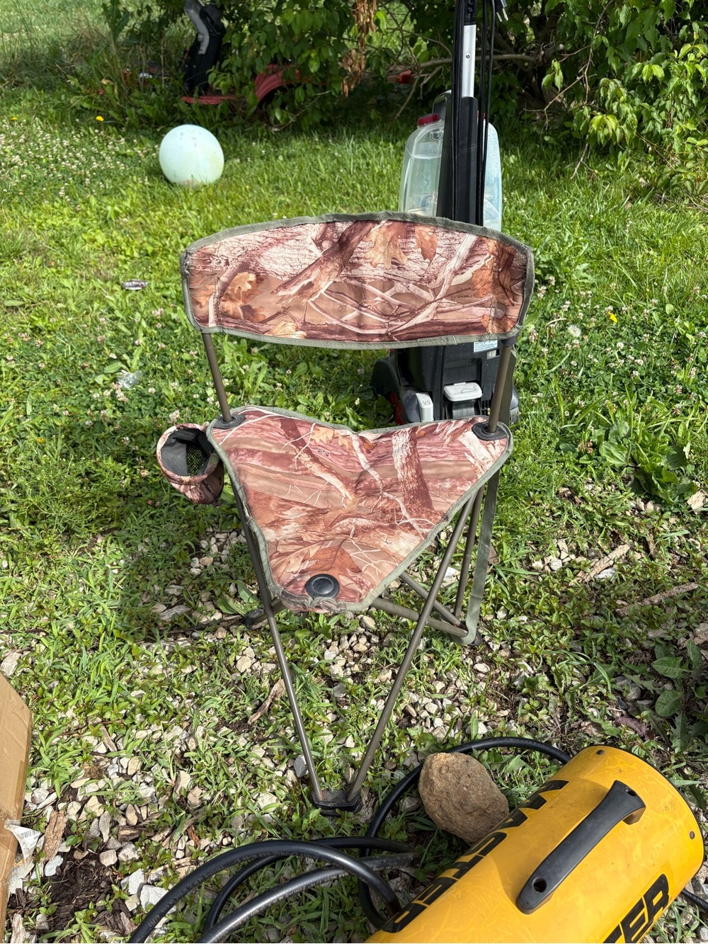 Camouflage Folding Tripod Seat with Backrest